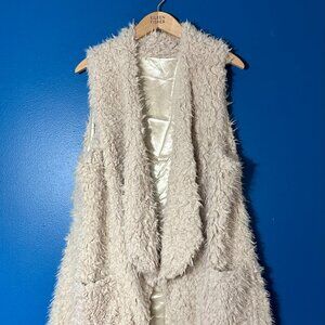 NWT Off White/Cream Furry Funky Long Vest with Pockets, One Size Fits All
